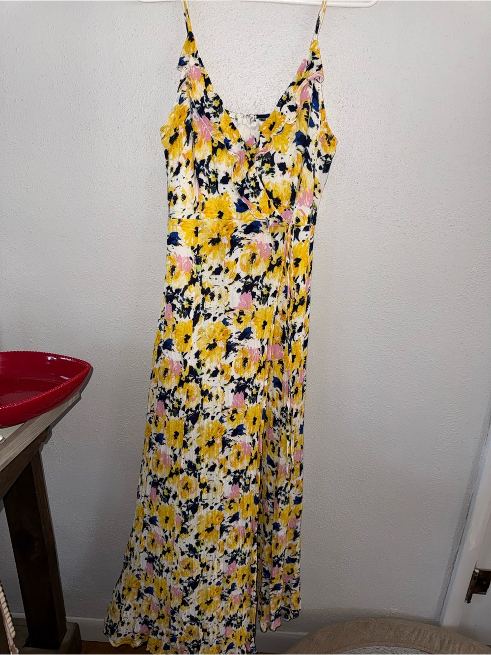 Floral Korye (l)  Yellow & Pink Spaghetti-Strap Maxi Dress